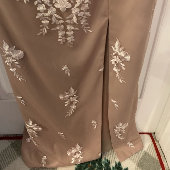 JS Collections Floral Embroidered Evening Dress - Picture 5 of 7